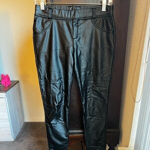 Faux leather leggings